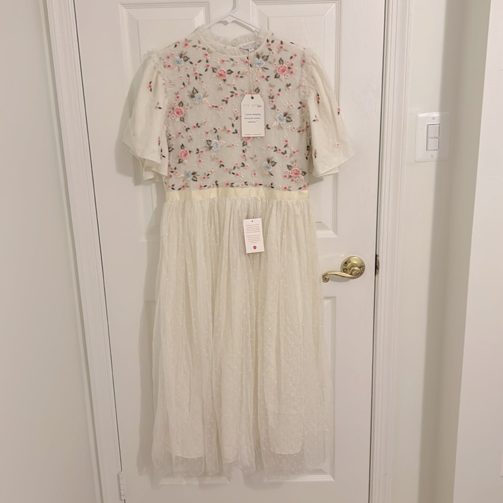 Ivy City Co White Floral Embroidered Lillian Tulle Midi Dress NWT Size Large - Picture 3 of 13